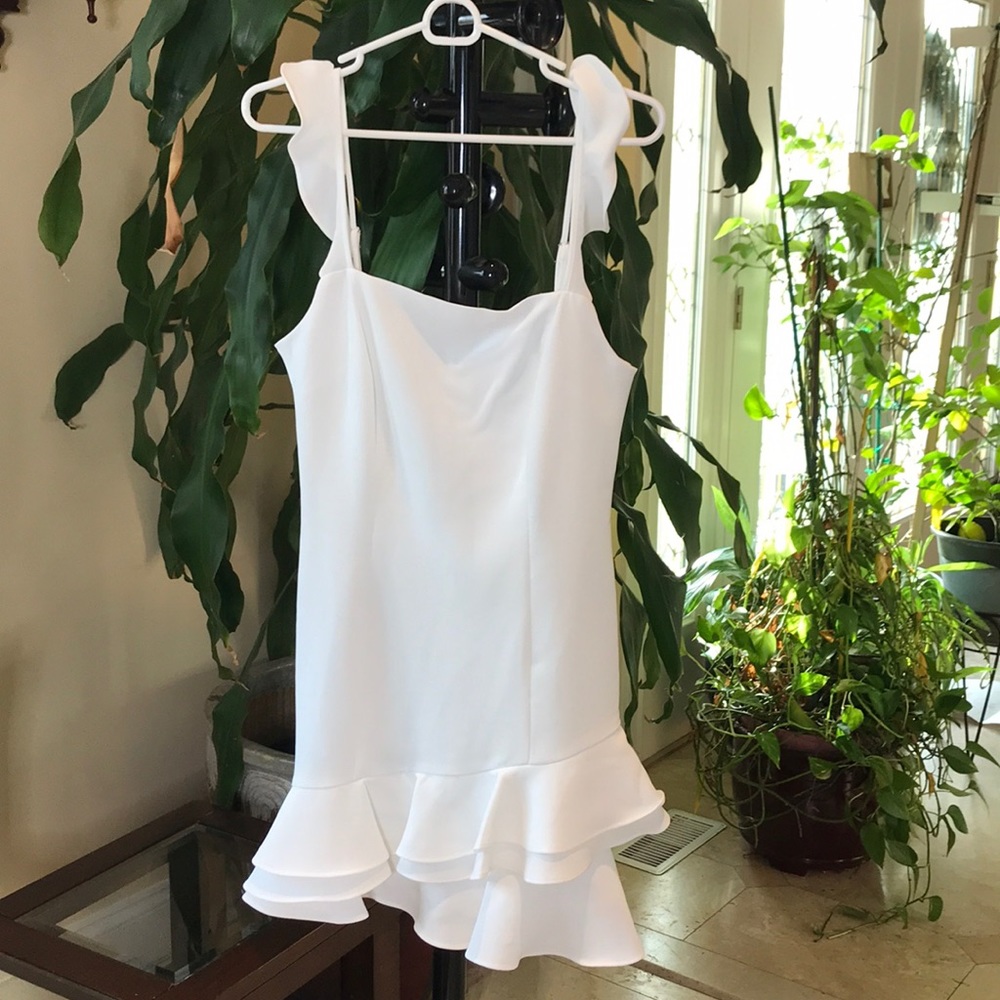 Beautiful ruffle BCBGeneration mini dress